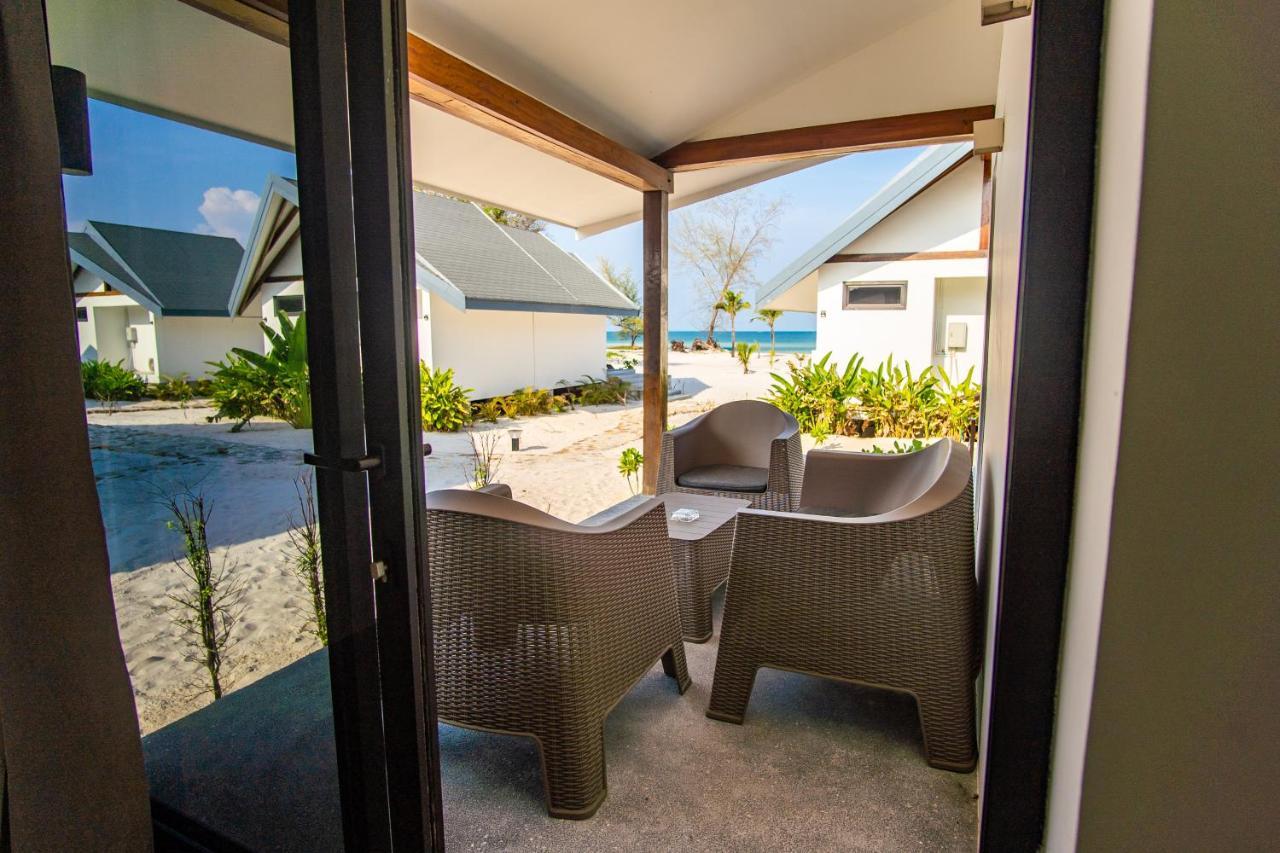 You&Me Resort Pagoda Beach Buitenkant foto